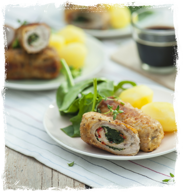 MEAT ROLLS WITH SPINACH AND CHILLI