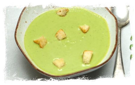 GREEN PEAS AND MINT SOUP