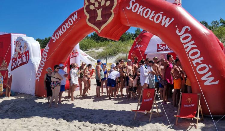  Hot summer with Sokolow and the Beach Project