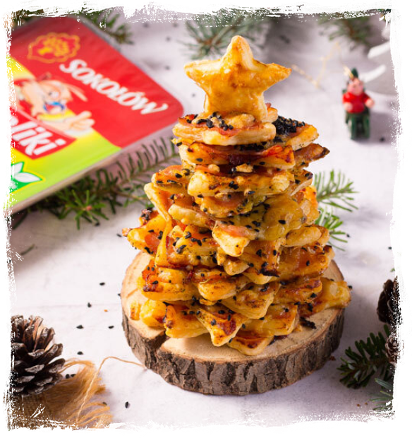 FRENCH CHRISTMAS TREE WITH HAM, CHEESE AND NIGELLA