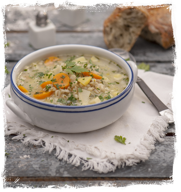 BARLEY SOUP WITH PEARL BARLEY AND THYME