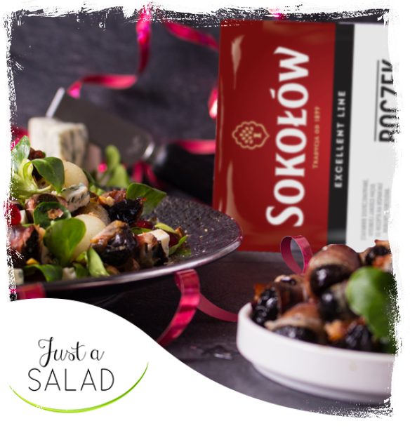 PARTY SALAD WITH ROASTED PLUMS