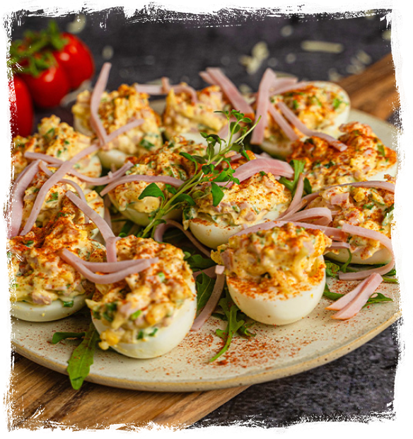 EGGS STUFFED WITH BASIUNI HAM AND CHEESE