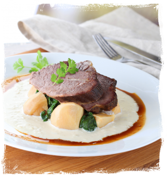 ROAST BEEF IN HORSERADISH SAUCE  