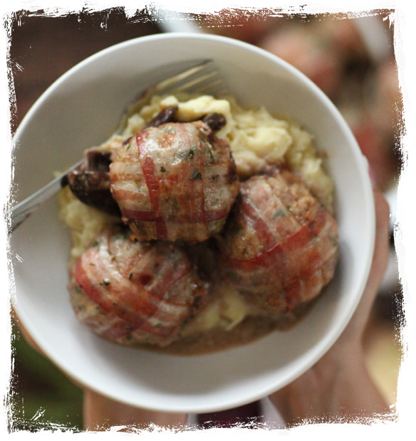 BAKED PORK CHOPS WITH BACON