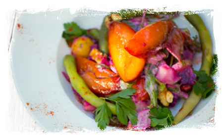 INGENIOUS SALAD WITH MEAT CHIPS