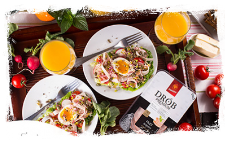 SAŁATKA Z JAJKIEM I KIEŁKAMI RZODKIEWKI